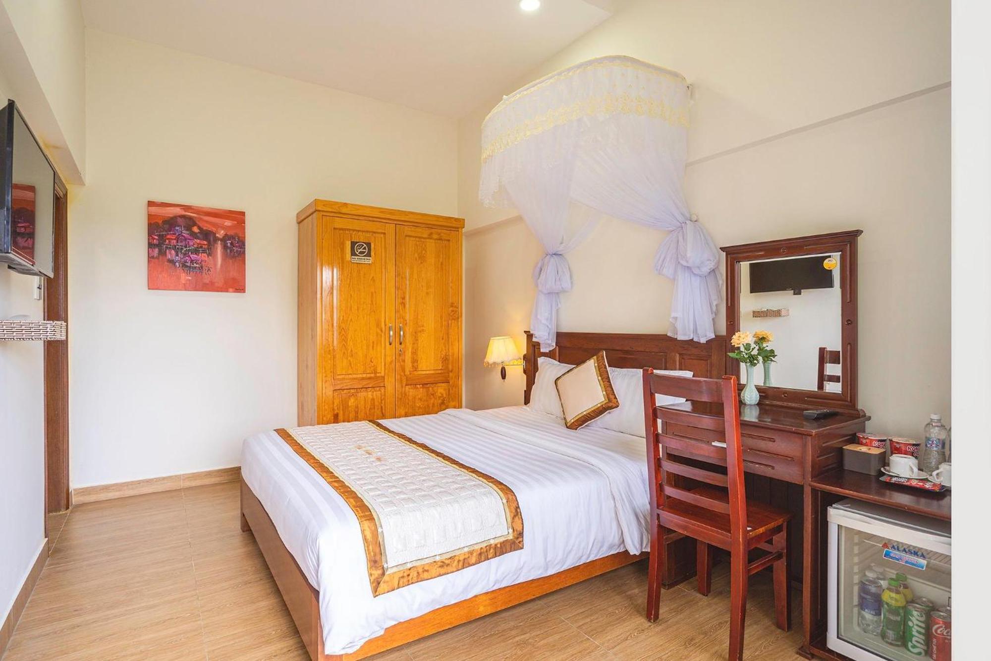 Khách Sạn Diệu Thông Da Lat Exterior foto